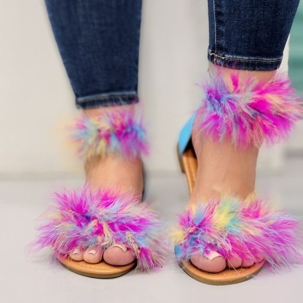 Women's Multicolor Feathered Embellished Sandals Blue Color - Picture 1 of 4